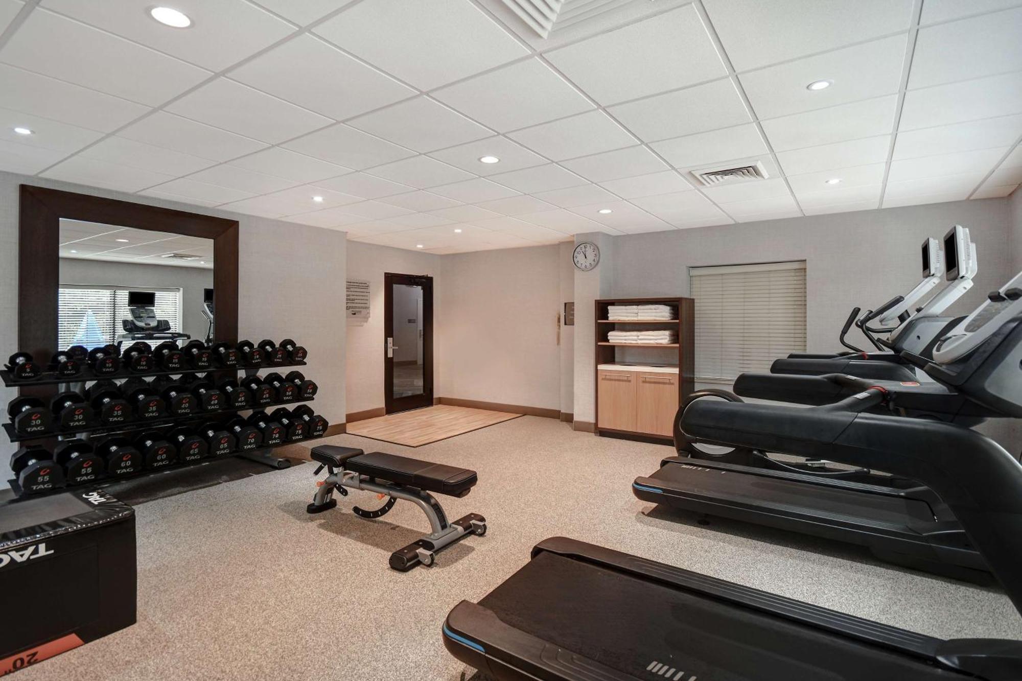 Homewood Suites Newport News - Yorktown By Hilton Экстерьер фото